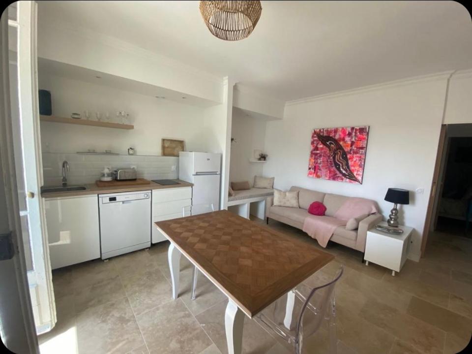 Le Monastere Apartment Bandol Exterior photo